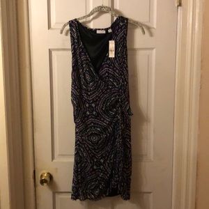 Print sleeveless wrap dress